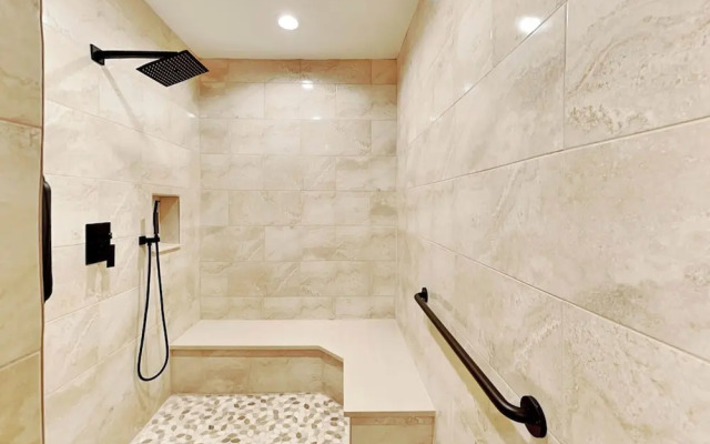 Fortune Mountain Retreat