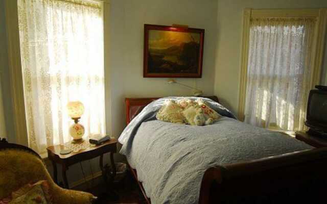 Burbridge St. B&B