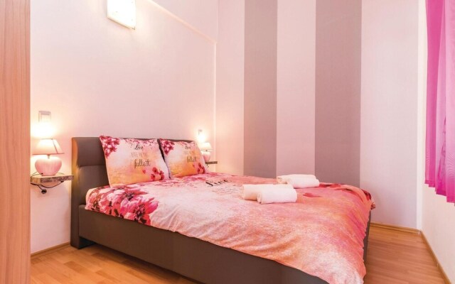 Beautiful Home in Pula With Wifi and 2 Bedrooms