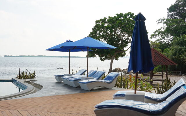 Bintan Pearl Beach Resort