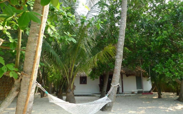 Le Domaine De Tam Hai Resort