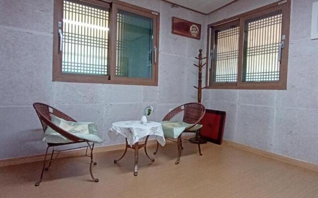 Mirinae Hanok Tradiational House