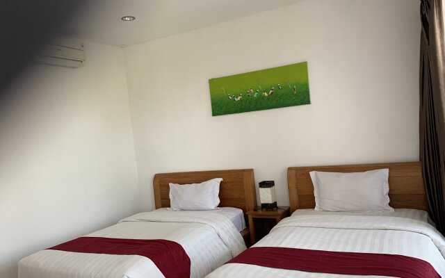 Grandpa Guest House By Zuzu