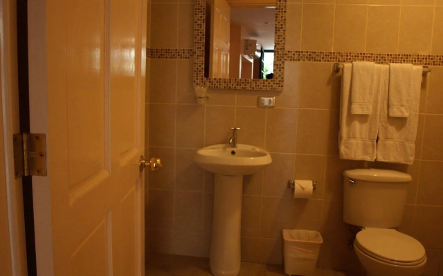 The Palm House Inn