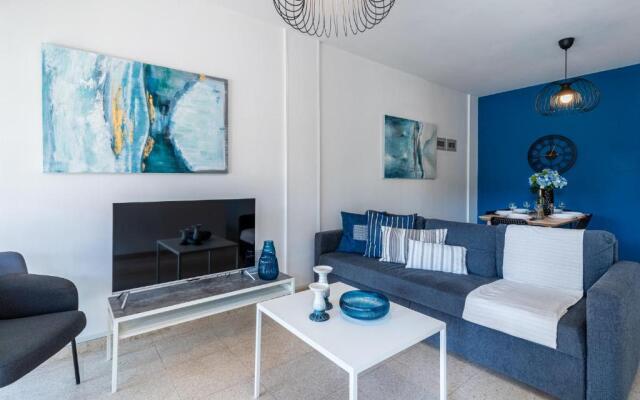 Azure 2-BR W/Terrace in Larnaca