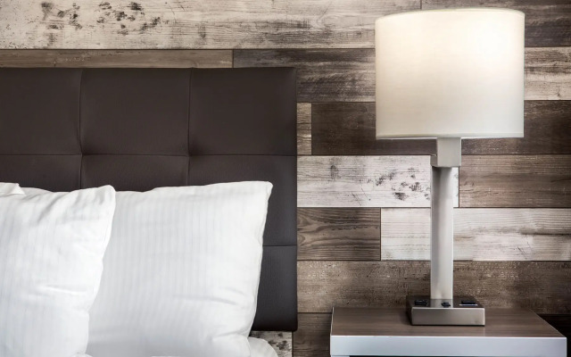 La Quinta by Wyndham Pittsburg