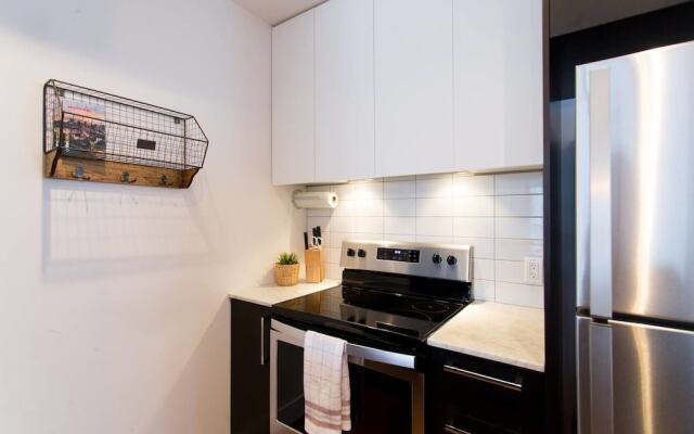 Spacious 2 Bedroom Condo in Little Italy