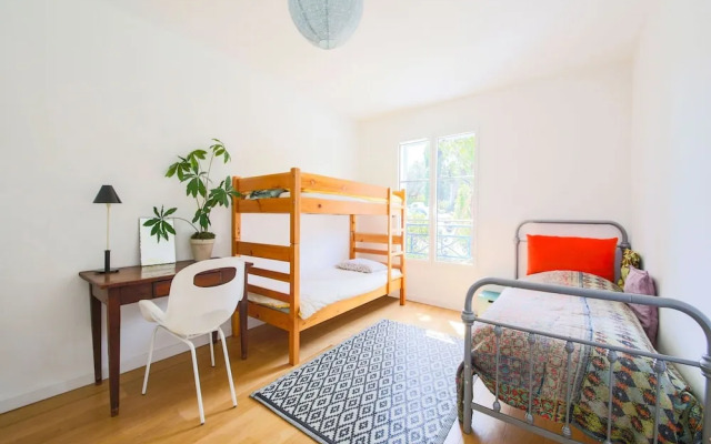 Apartment in Provence With Pool & Golf