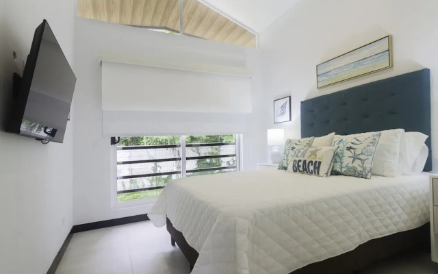 Ciudad Del Mar 126 3 Bedroom Condo by RedAwning