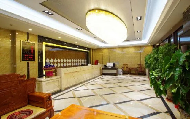 Lanzhou Huayu Business Hotel – Lobby – Lanzhou