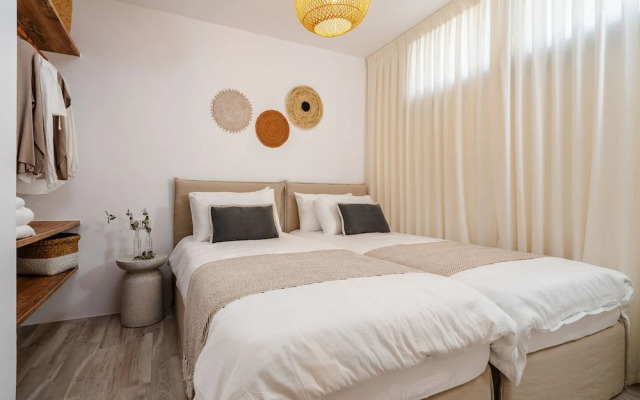Villa Ama Plaka With 3 Bedrooms and 3 Bathrooms