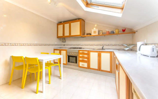 Apartamento Mouraria Guesthouse