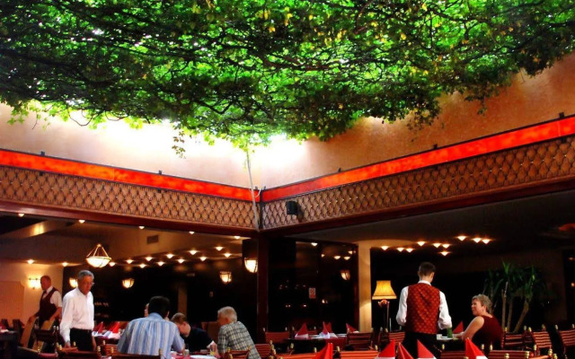 Prahova Plaza Hotel