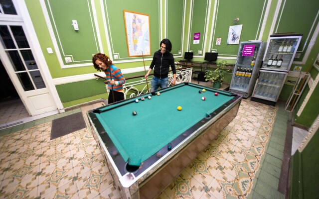Hostel Alvear