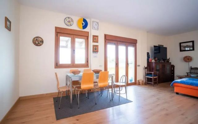 Chalet con Piscina Privada y Vistas