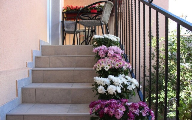 Balabusic Two Bedroom Apartment No.5