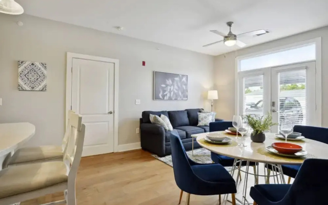 River House Apartments