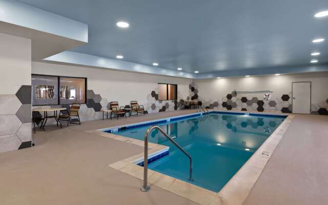 Comfort Inn & Suites Ashland – Richmond North