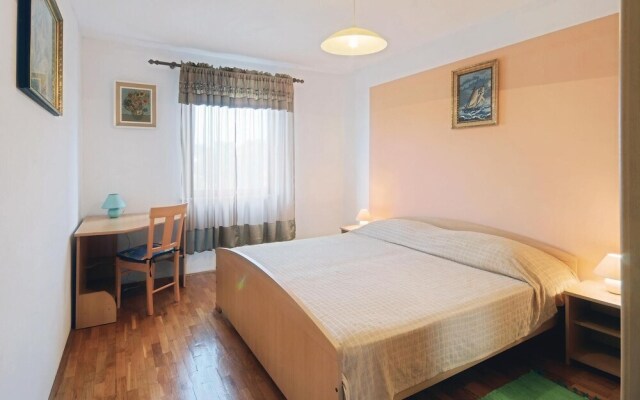 Awesome Home in Fazana With Wifi and 4 Bedrooms