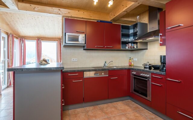 Luxury Chalet in Hohentauern with Panoramic Mountain Views