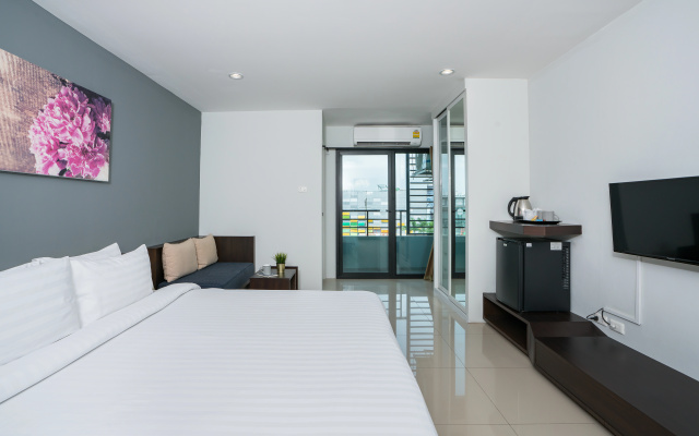 De Botan Srinakarin Hotel & Residence – Guest Rooms – Bangkok