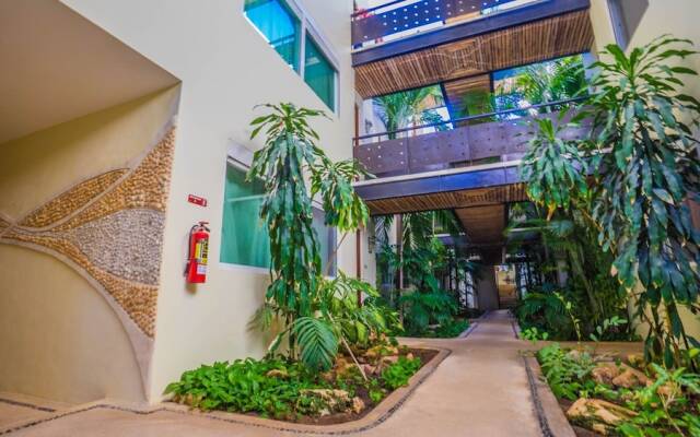 Meridian 302 3 Bedroom Condo