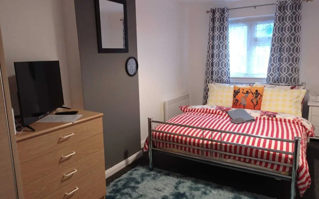 Shepherds Spacious House 4-beds