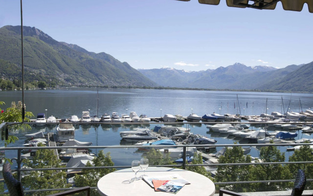 Aparthotel al Lago