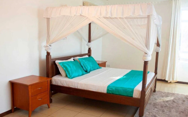 Stay.Plus Almasi Beachfront Apartments