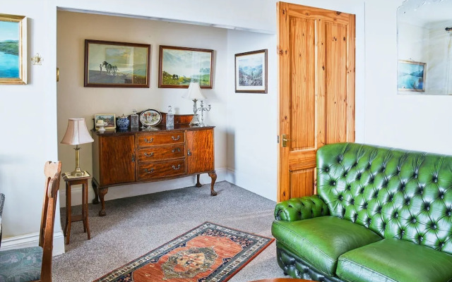 Host Stay Freshwater River View