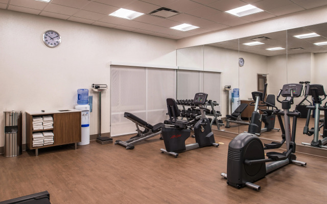 Holiday Inn Express & Suites Farmville by IHG