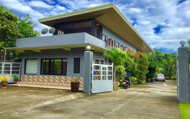 Tatay Seseng's Apartment  Panglao