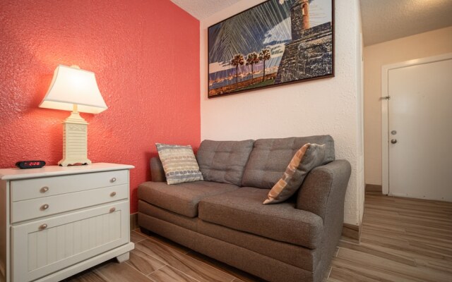 Island Sun Inn & Suites - Venice, Florida Historic Downtown & Beach Getaway