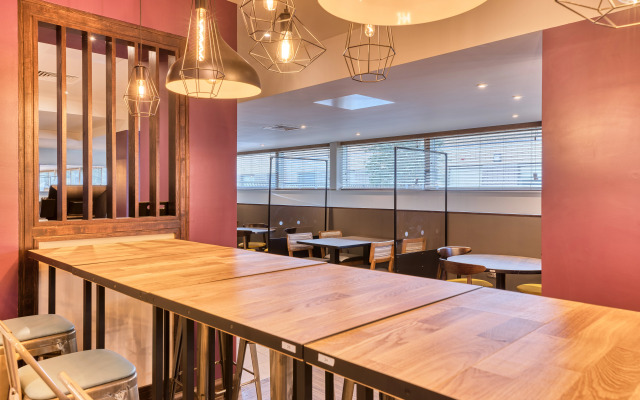 Premier Inn  Oxford Botley