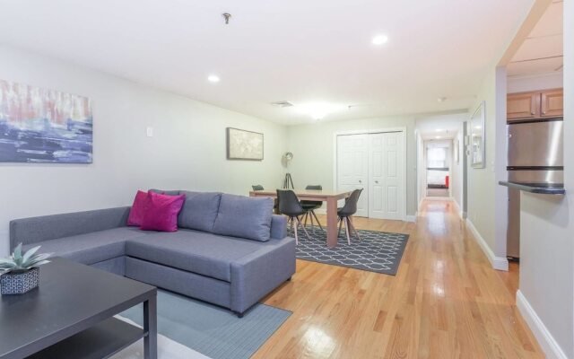 Huge 2br/2ba in the Heart of Back Bay by Domio