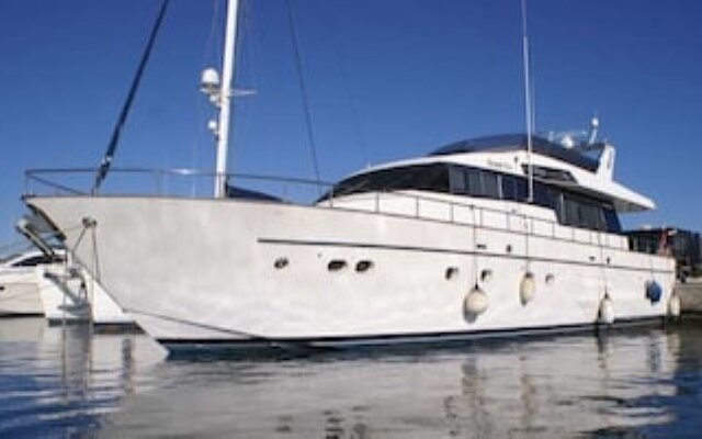 Yacht Suite Salerno