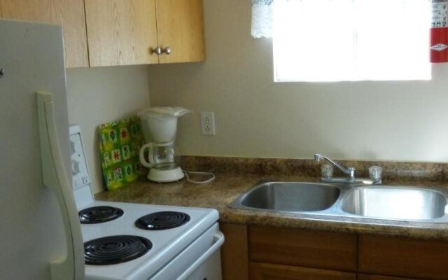 Oasis by the Bay Vacation Suites