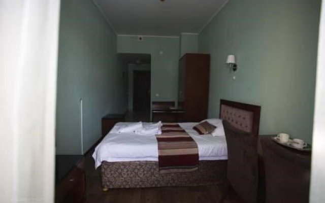 Ainaline Hotel