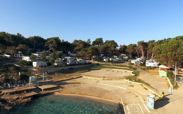 Victoria Mobilehome Camping Poljana