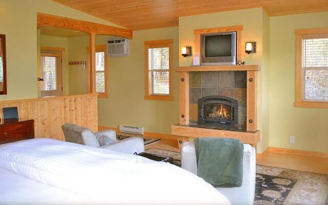 Chewuch Inn and Cabins