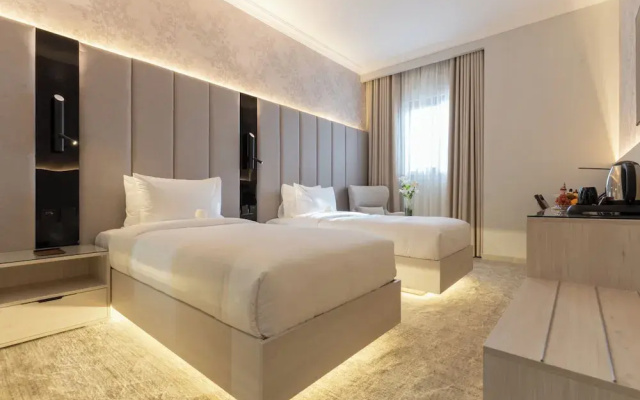 Lumian Hotel