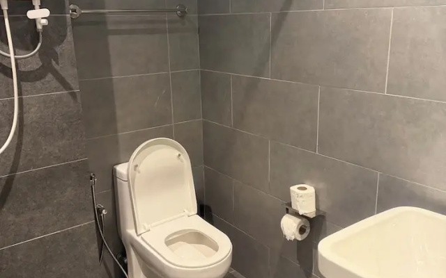 Downtown Retreat 2BR at Neu Suites