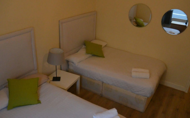 Stay In Vauxhall Guesthouse