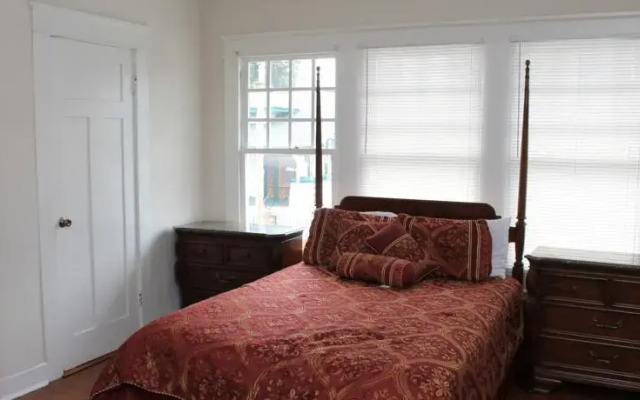 Charming Uptown Bungalow