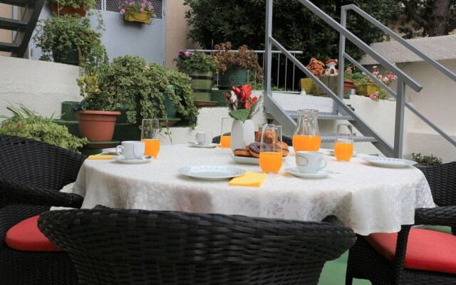 Amazing Apartment in Novi Vinodolski With 2 Bedrooms and Wifi