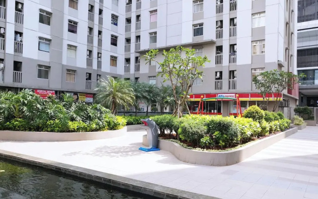 Cozy Living Studio At Green Bay Pluit Apartment