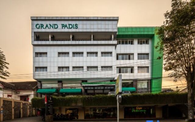 Grand Padis Hotel