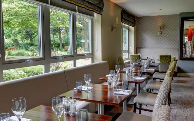 Best Western Plus Pinewood Manchester Airport-Wilmslow Hotel