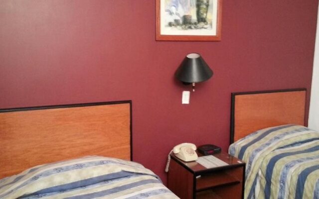 Suites Don Carlos