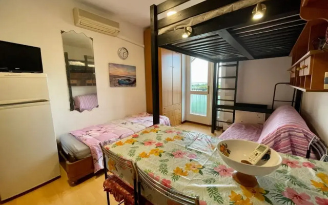 Cozy Studio by the sea - Beahost